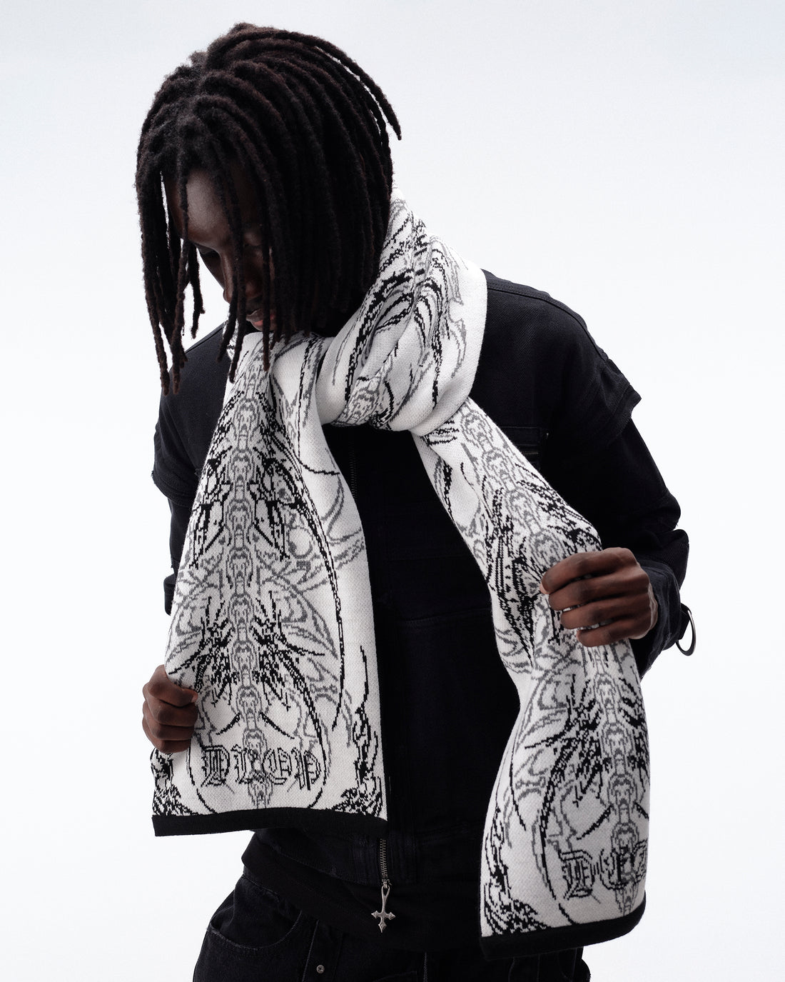 Severed Scarf