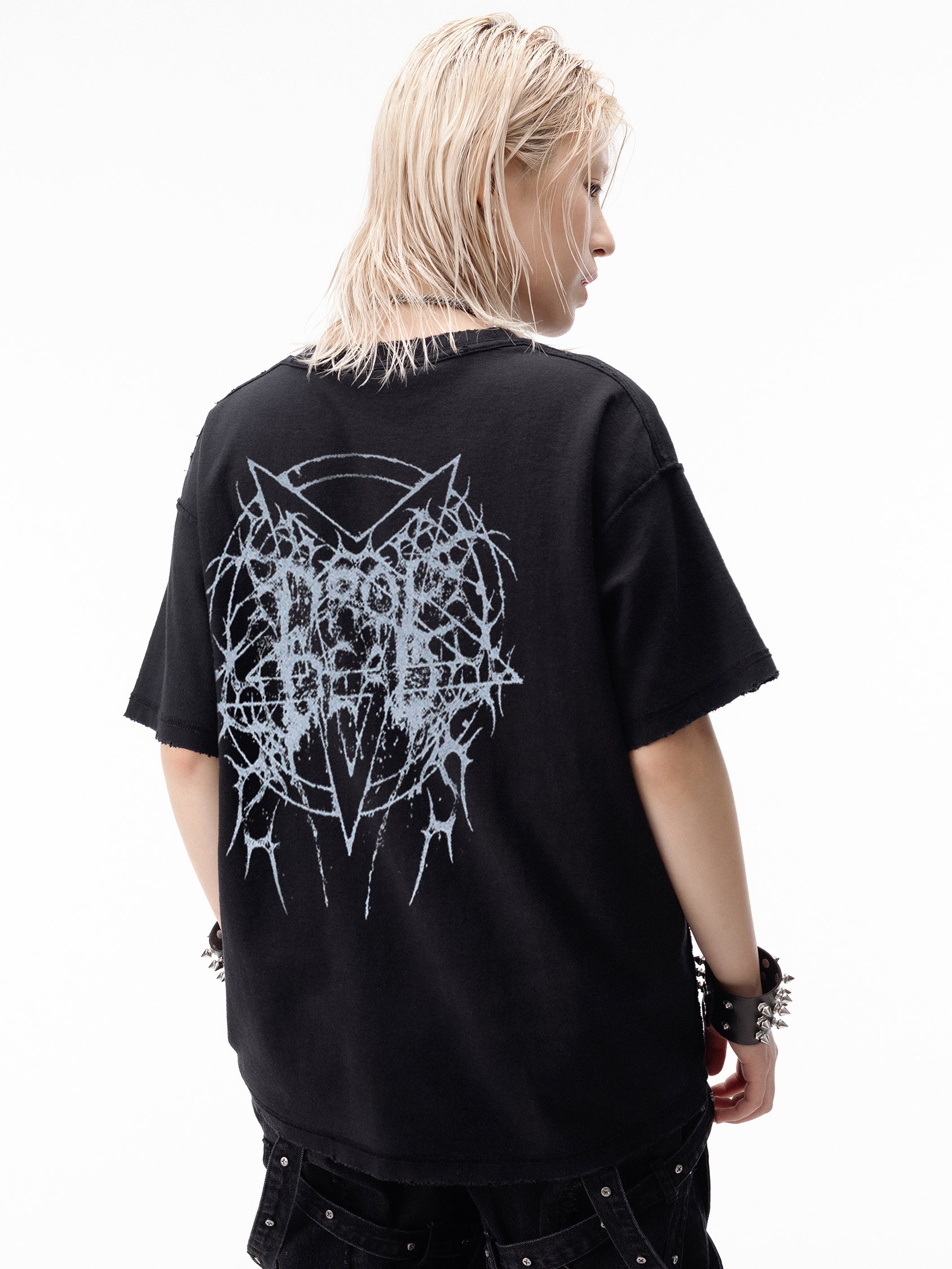 Drop Dead アニメ Tシャツ ブラック Awakening Boxy T-Shirt – DROP DEAD CLOTHING