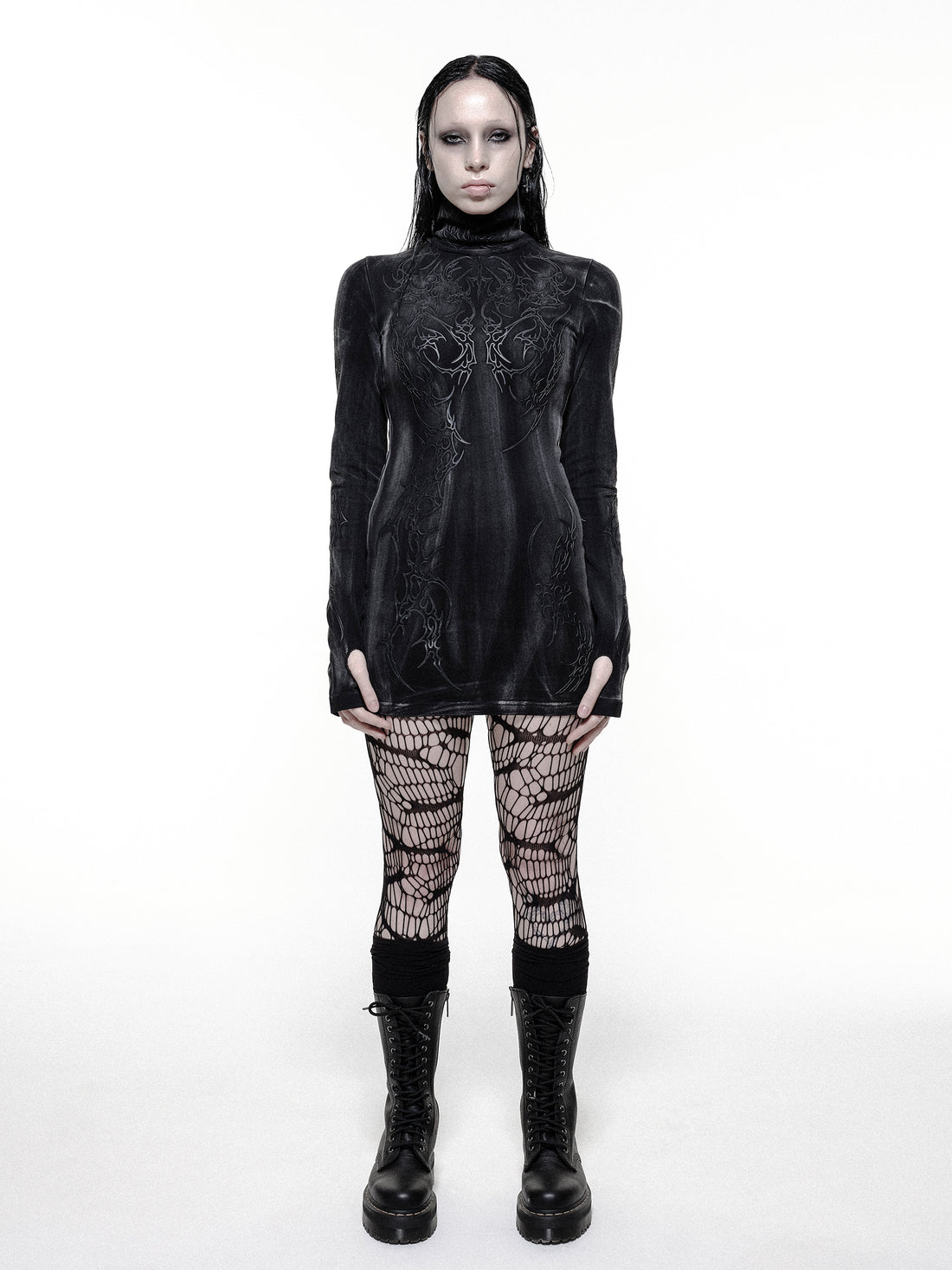 Drop Dead Fidelio Ecom -- Woman