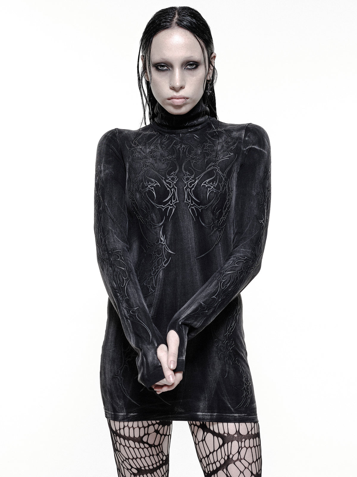 Drop Dead Fidelio Ecom -- Woman