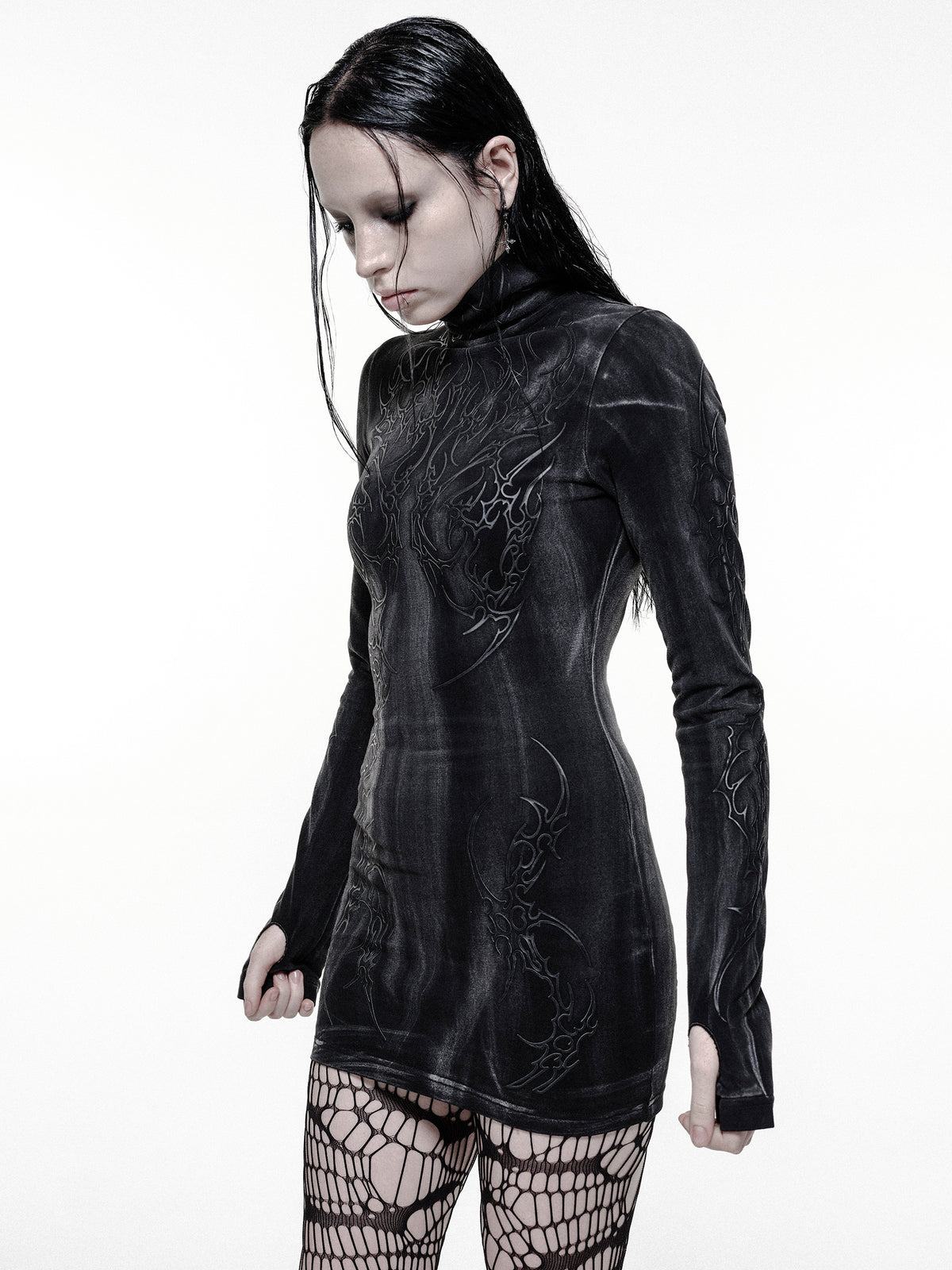 Drop Dead Fidelio Ecom -- Woman