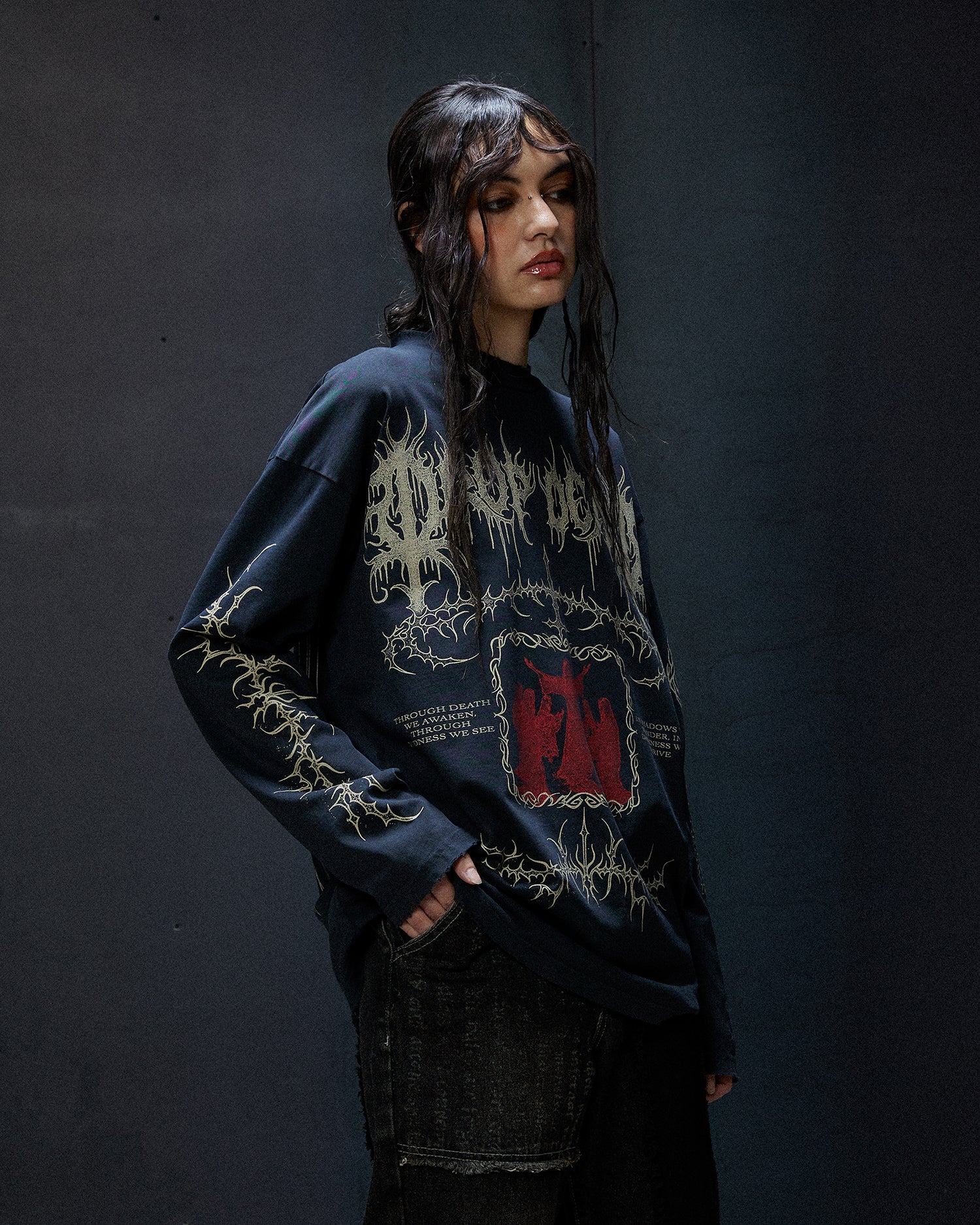 Unisex T-Shirts, Longsleeves, polo's and more from Drop Dead