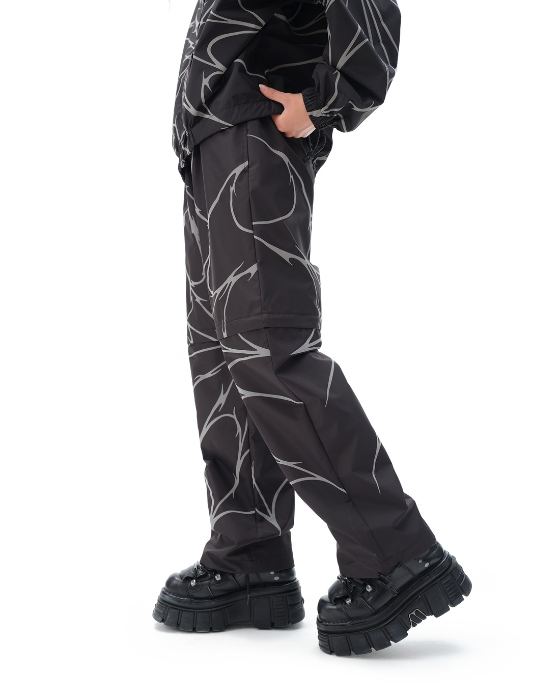 Drop Dead Venom Ecom -- Woman