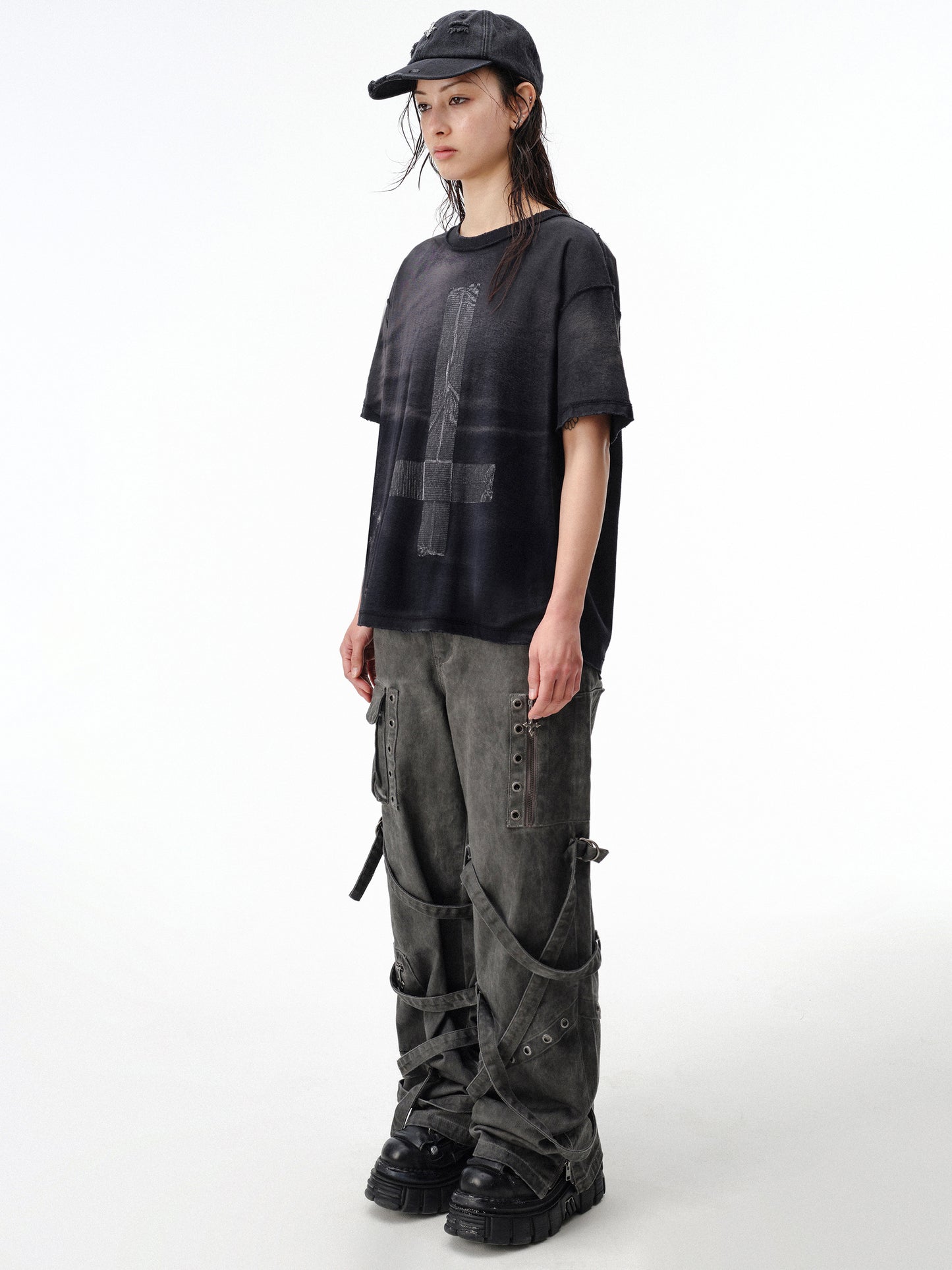 Drop Dead Hostage Ecom -- Woman