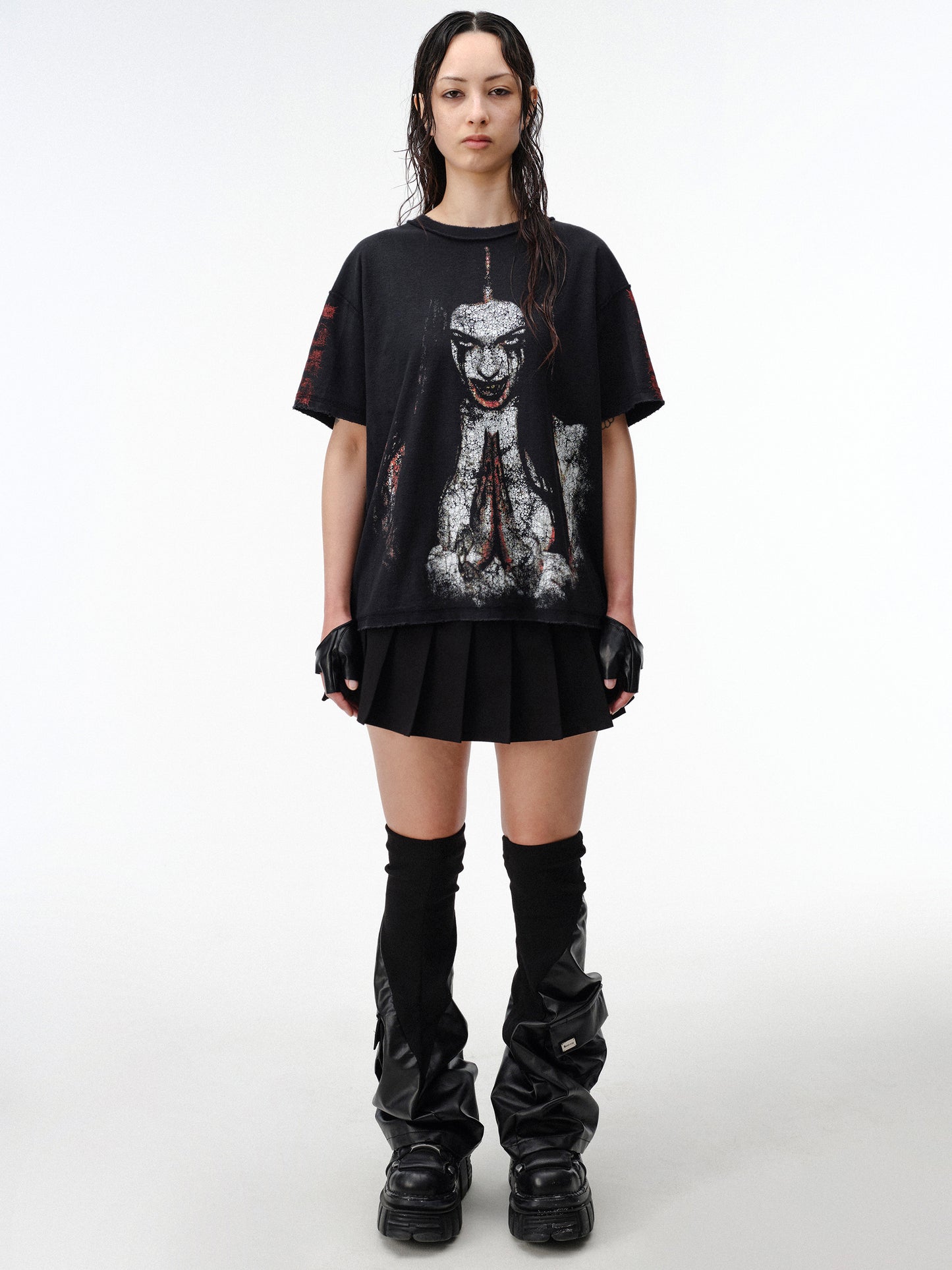 Drop Dead Prey Ecom - Woman