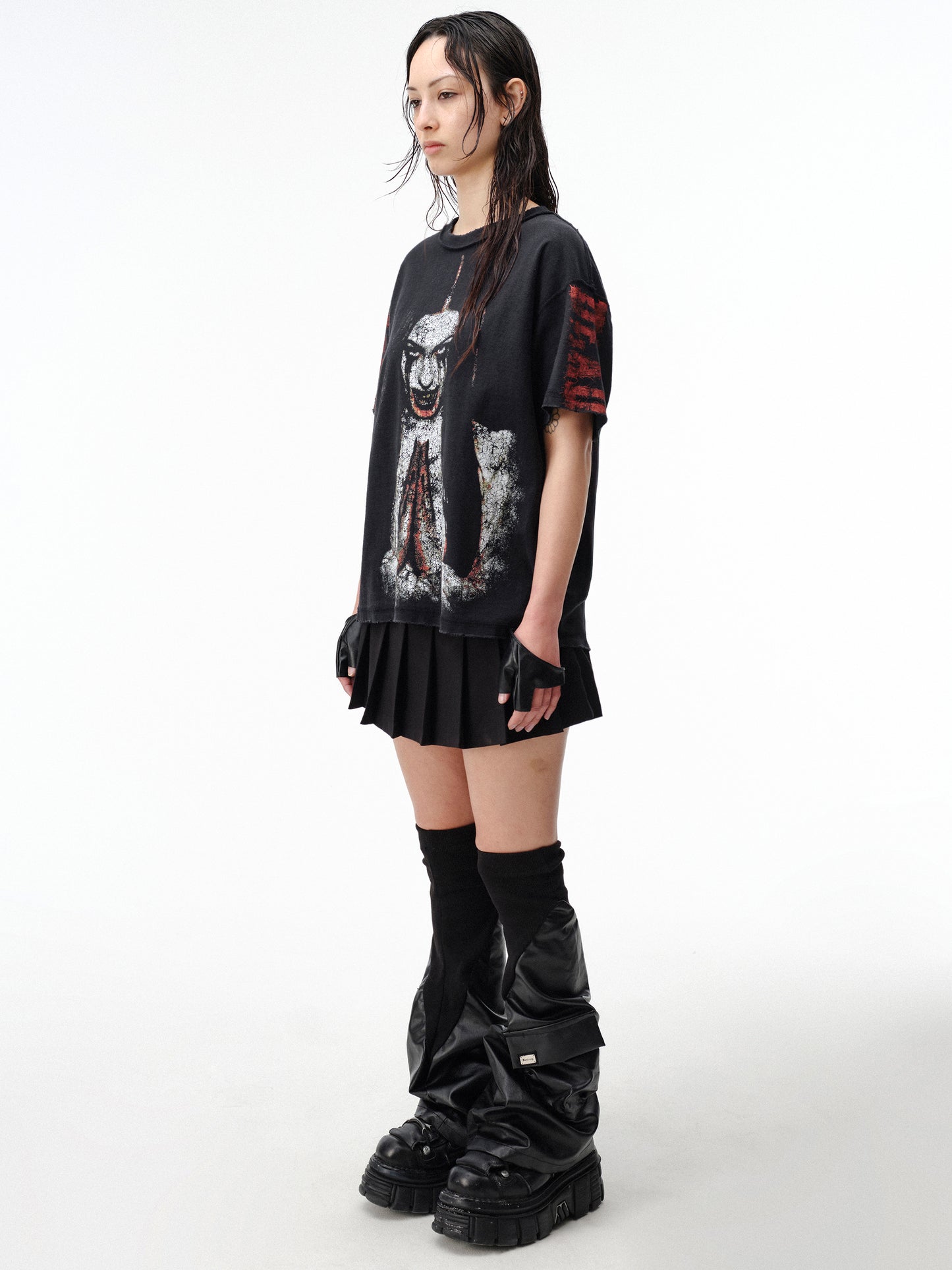 Drop Dead Prey Ecom - Woman