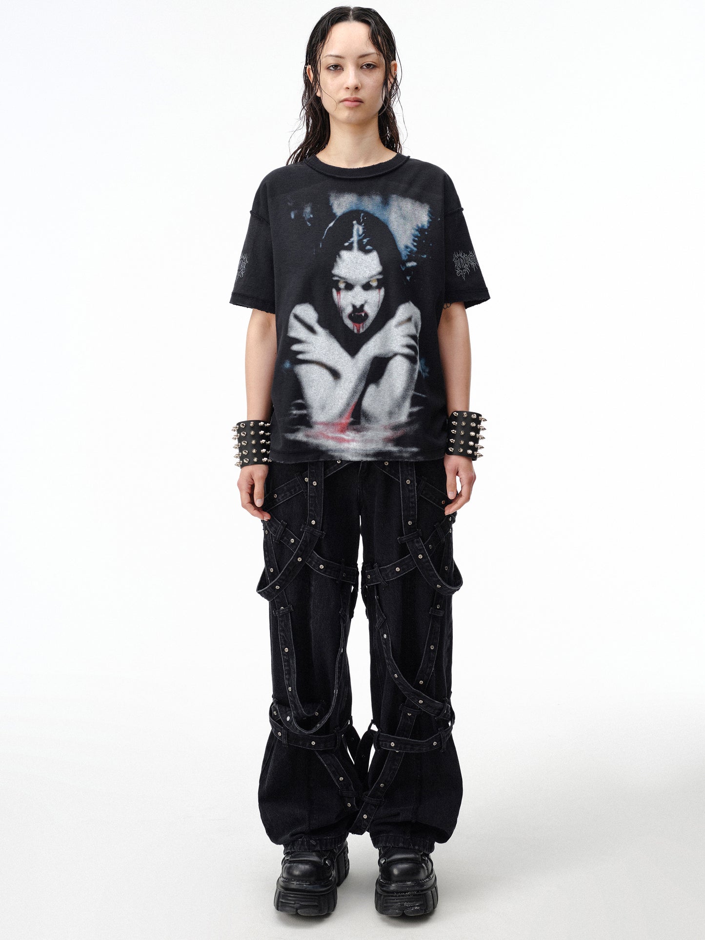 Drop Dead Vespertine Ecom - Woman