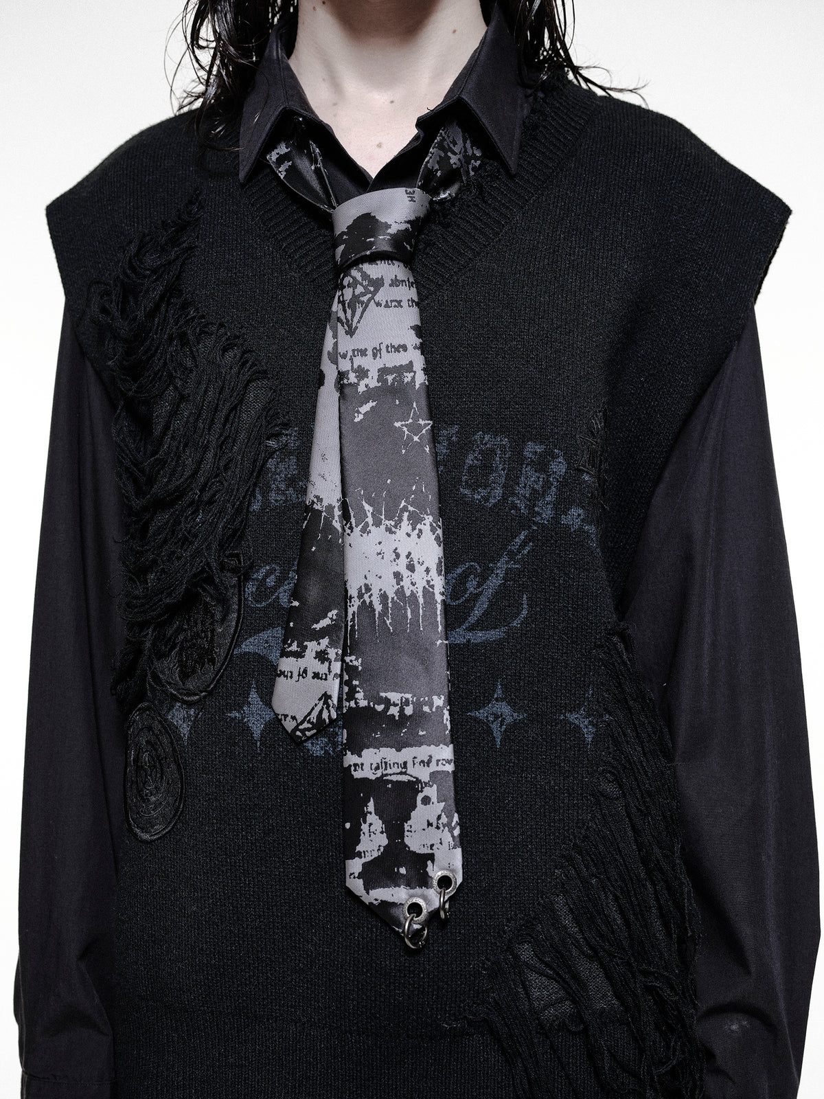 Requiem Tie