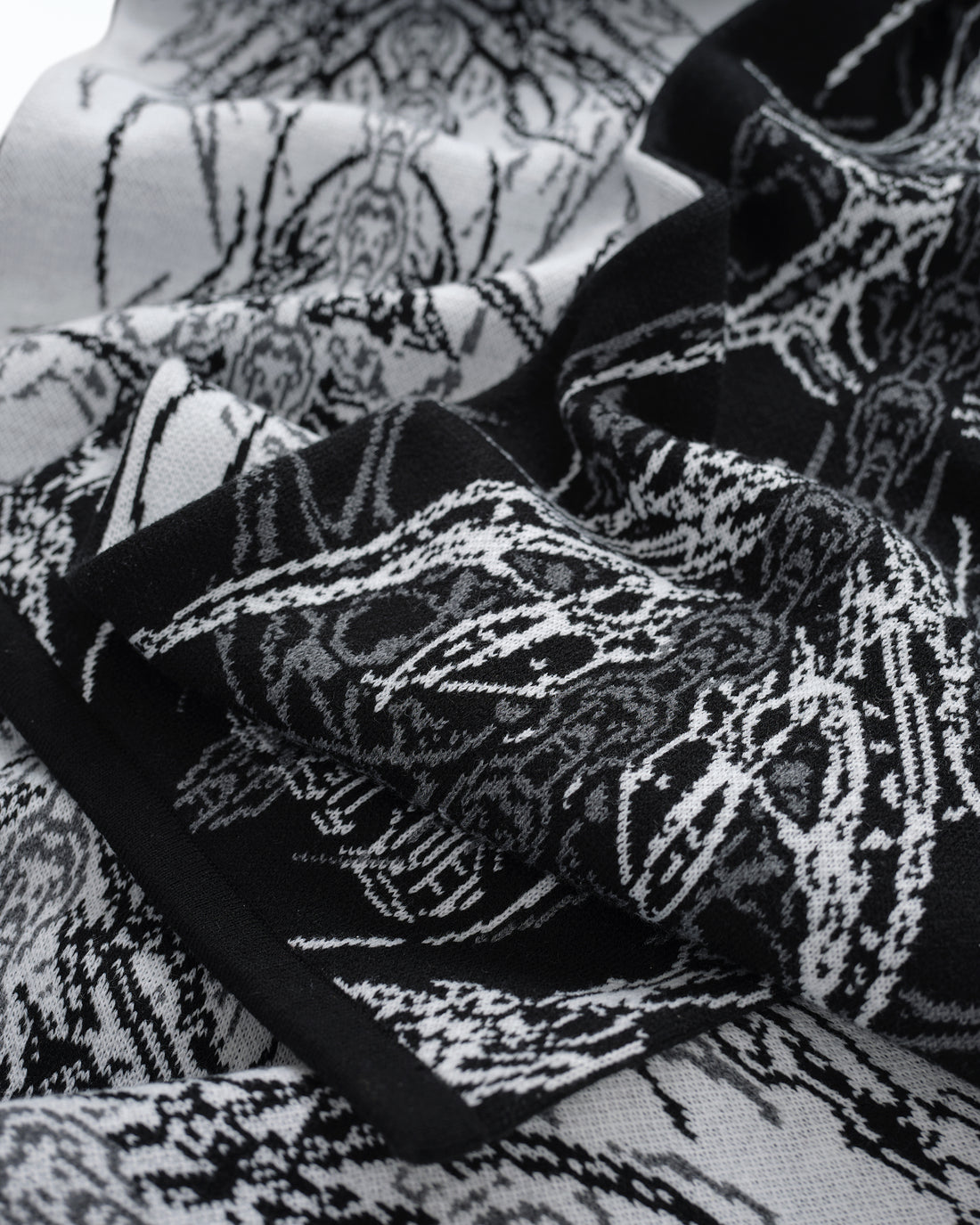 Severed Scarf